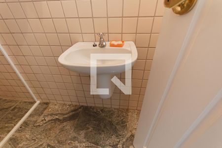 Casa para alugar com 1200m², 5 quartos e 8 vagas Casa para alugar com 1200m², 5 quartos e 8 vagasbanheiro 9