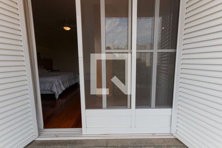 Casa para alugar com 1200m², 5 quartos e 8 vagas Casa para alugar com 1200m², 5 quartos e 8 vagasSacada