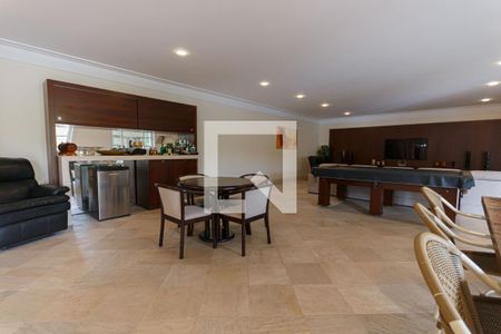 Casa para alugar com 1200m², 5 quartos e 8 vagas Casa para alugar com 1200m², 5 quartos e 8 vagasSala de Jogos