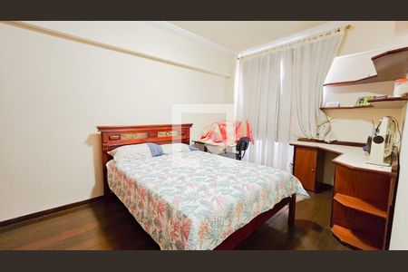 Apartamento à venda com 200m², 5 quartos e 2 vagas Apartamento à venda com 200m², 5 quartos e 2 vagasQuarto 03