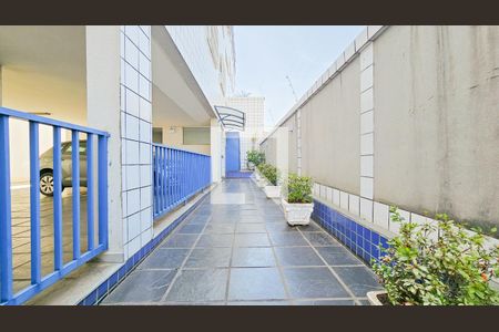 Apartamento à venda com 200m², 5 quartos e 2 vagas Apartamento à venda com 200m², 5 quartos e 2 vagasHall de entrada