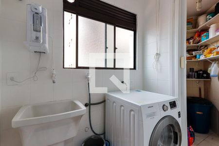 Apartamento à venda com 90m², 3 quartos e 2 vagas Apartamento à venda com 90m², 3 quartos e 2 vagasÁrea de Serviço