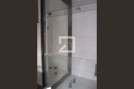 Casa à venda com 200m², 4 quartos e sem vagaBanheiro