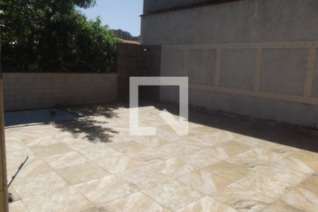 Casa à venda com 200m², 4 quartos e sem vagaÁrea Externa