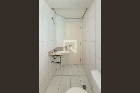 Apartamento à venda com 132m², 3 quartos e 2 vagas Apartamento à venda com 132m², 3 quartos e 2 vagasBanheiro da Suíte