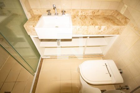 Banheiro de apartamento para alugar com 3 quartos, 104m² em Jardim Botânico, Rio de Janeiro