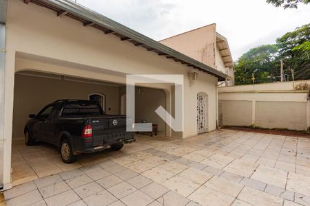 Casa à venda com 283m², 4 quartos e 4 vagas Casa à venda com 283m², 4 quartos e 4 vagasGaragem