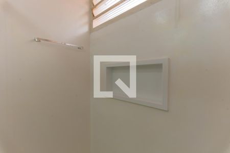 Casa à venda com 283m², 4 quartos e 4 vagas Casa à venda com 283m², 4 quartos e 4 vagasBanheiro Social