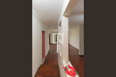 Casa à venda com 283m², 4 quartos e 4 vagas Casa à venda com 283m², 4 quartos e 4 vagasHall de entrada