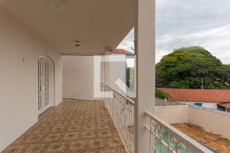 Casa à venda com 283m², 4 quartos e 4 vagas Casa à venda com 283m², 4 quartos e 4 vagasVaranda da Sala