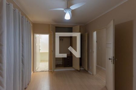 Casa à venda com 283m², 4 quartos e 4 vagas Casa à venda com 283m², 4 quartos e 4 vagasSuíte 2