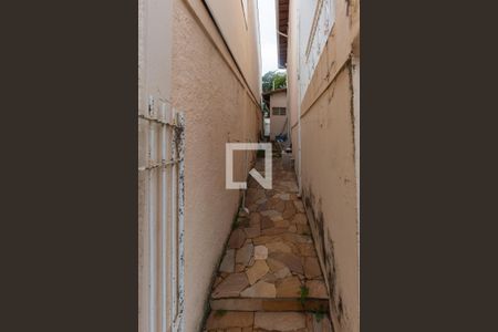 Casa à venda com 283m², 4 quartos e 4 vagas Casa à venda com 283m², 4 quartos e 4 vagasQuintal