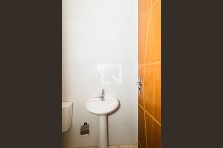 Banheiro de casa à venda com 1 quarto, 40m² em Vila Mazzei, São Paulo