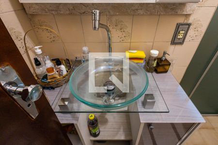 Casa à venda com 200m², 4 quartos e 2 vagasBanheiro 2