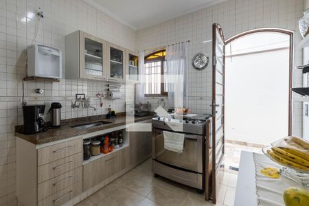 Casa à venda com 200m², 4 quartos e 2 vagasCozinha