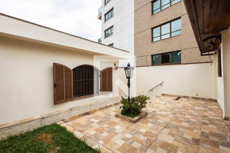 Casa à venda com 200m², 4 quartos e 2 vagasQuintal