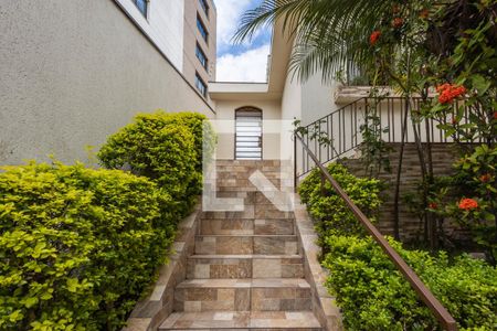 Casa à venda com 200m², 4 quartos e 2 vagasEntrada