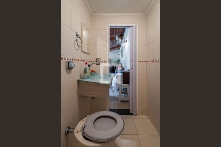 Casa à venda com 200m², 4 quartos e 2 vagasBanheiro 3