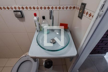 Casa à venda com 200m², 4 quartos e 2 vagasBanheiro 3