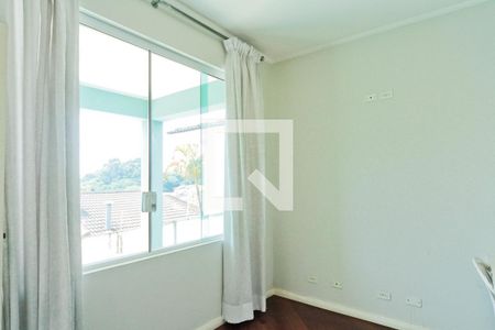 Casa à venda com 465m², 4 quartos e 5 vagas Casa à venda com 465m², 4 quartos e 5 vagasEscritório
