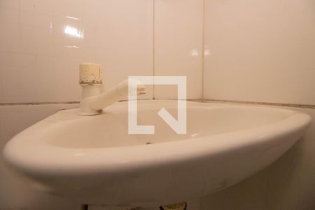 Apartamento para alugar com 38m², 1 quarto e sem vaga Apartamento para alugar com 38m², 1 quarto e sem vagaBanheiro