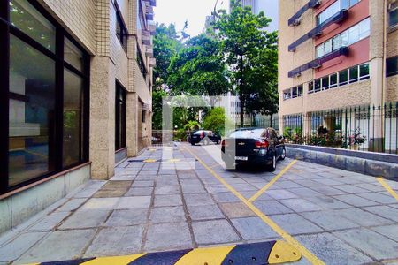 Apartamento à venda com 85m², 3 quartos e 1 vaga Apartamento à venda com 85m², 3 quartos e 1 vagaGaragem