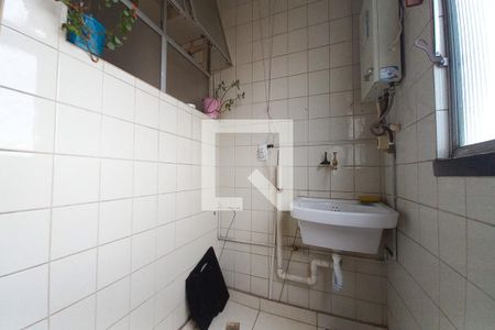 Apartamento à venda com 65m², 2 quartos e 1 vagaÁrea de Serviço