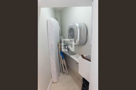 Apartamento à venda com 60m², 2 quartos e 1 vaga Apartamento à venda com 60m², 2 quartos e 1 vagaÁrea de Serviço