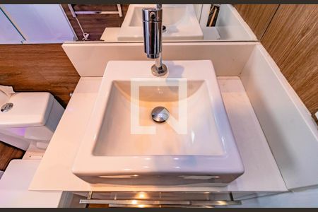 Apartamento à venda com 60m², 1 quarto e 1 vaga Apartamento à venda com 60m², 1 quarto e 1 vagaBanheiro