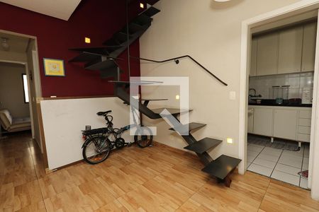Apartamento à venda com 244m², 4 quartos e 3 vagas Apartamento à venda com 244m², 4 quartos e 3 vagasSala 2