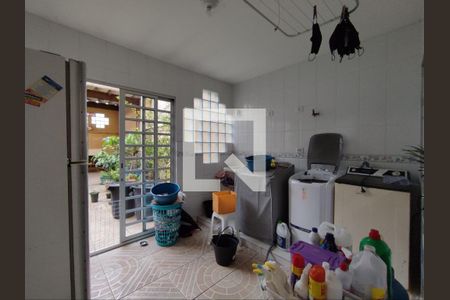 Casa para alugar com 284m², 4 quartos e 2 vagas Casa para alugar com 284m², 4 quartos e 2 vagasÁrea de Serviço