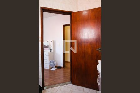 Casa à venda com 250m², 5 quartos e 4 vagas Casa à venda com 250m², 5 quartos e 4 vagasSuite 2