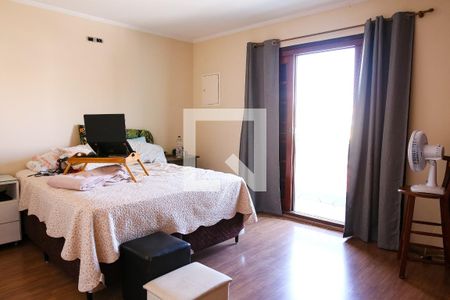 Casa à venda com 250m², 5 quartos e 4 vagas Casa à venda com 250m², 5 quartos e 4 vagasSuite 3