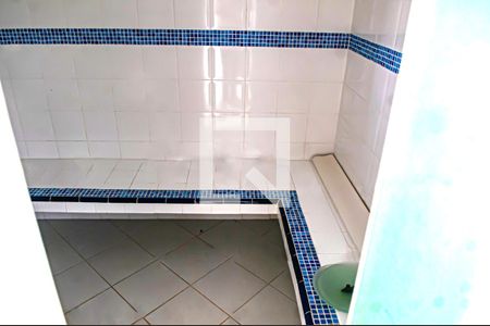 banheiro e sauna de casa para alugar com 4 quartos, 922m² em Pechincha, Rio de Janeiro