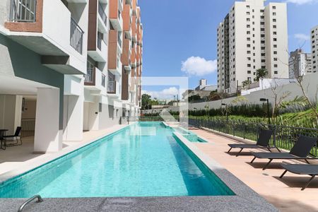 Apartamento à venda com 24m², 1 quarto e sem vaga Apartamento à venda com 24m², 1 quarto e sem vagaÁrea comum - Piscina