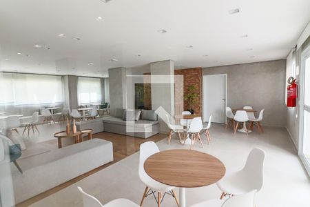 Apartamento à venda com 24m², 1 quarto e sem vaga Apartamento à venda com 24m², 1 quarto e sem vagaÁrea comum - Salão de festas