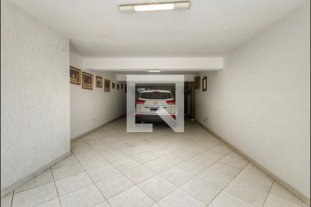 Casa de condomínio à venda com 260m², 4 quartos e 4 vagas Casa de condomínio à venda com 260m², 4 quartos e 4 vagasGaragem