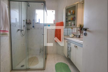 Casa de condomínio à venda com 260m², 4 quartos e 4 vagas Casa de condomínio à venda com 260m², 4 quartos e 4 vagasQuarto 1 - Suíte