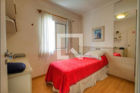 Casa de condomínio à venda com 260m², 4 quartos e 4 vagas Casa de condomínio à venda com 260m², 4 quartos e 4 vagasQuarto 2