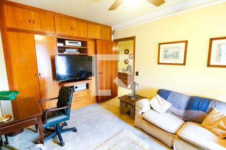 Apartamento à venda com 300m², 3 quartos e 5 vagas Apartamento à venda com 300m², 3 quartos e 5 vagasSala 4 - TV