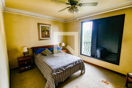 Apartamento à venda com 300m², 3 quartos e 5 vagas Apartamento à venda com 300m², 3 quartos e 5 vagasSuite 3