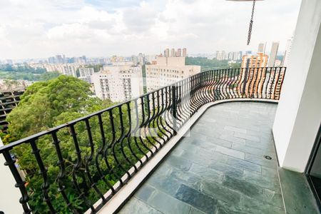 Apartamento à venda com 300m², 3 quartos e 5 vagas Apartamento à venda com 300m², 3 quartos e 5 vagasVaranda da Sala