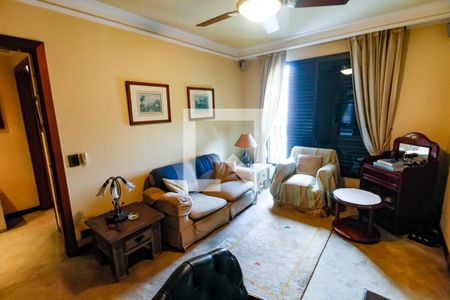 Apartamento à venda com 300m², 3 quartos e 5 vagas Apartamento à venda com 300m², 3 quartos e 5 vagasSala 4 - TV