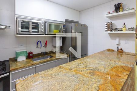 Casa à venda com 174m², 2 quartos e 6 vagasCozinha