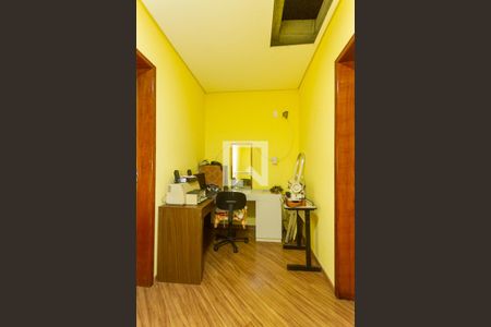 Casa à venda com 174m², 2 quartos e 6 vagasHall