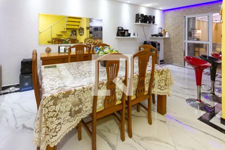 Casa à venda com 174m², 2 quartos e 6 vagasSala de jantar