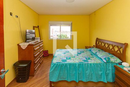 Casa à venda com 174m², 2 quartos e 6 vagasSuite