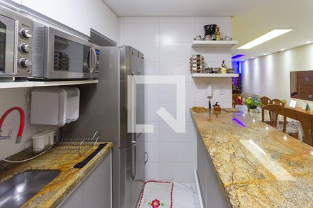Casa à venda com 174m², 2 quartos e 6 vagasCozinha