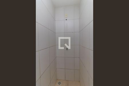 Apartamento à venda com 74m², 2 quartos e 1 vaga Apartamento à venda com 74m², 2 quartos e 1 vagaBanheiro