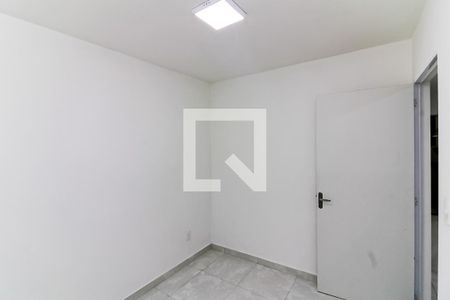 Quarto 1 de apartamento para alugar com 2 quartos, 44m² em Vila Baruel, São Paulo